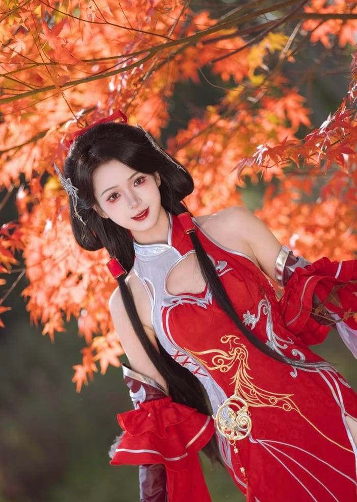 Hình ảnh cosplay trung quốc thể hiện trạng thái kín kẽ