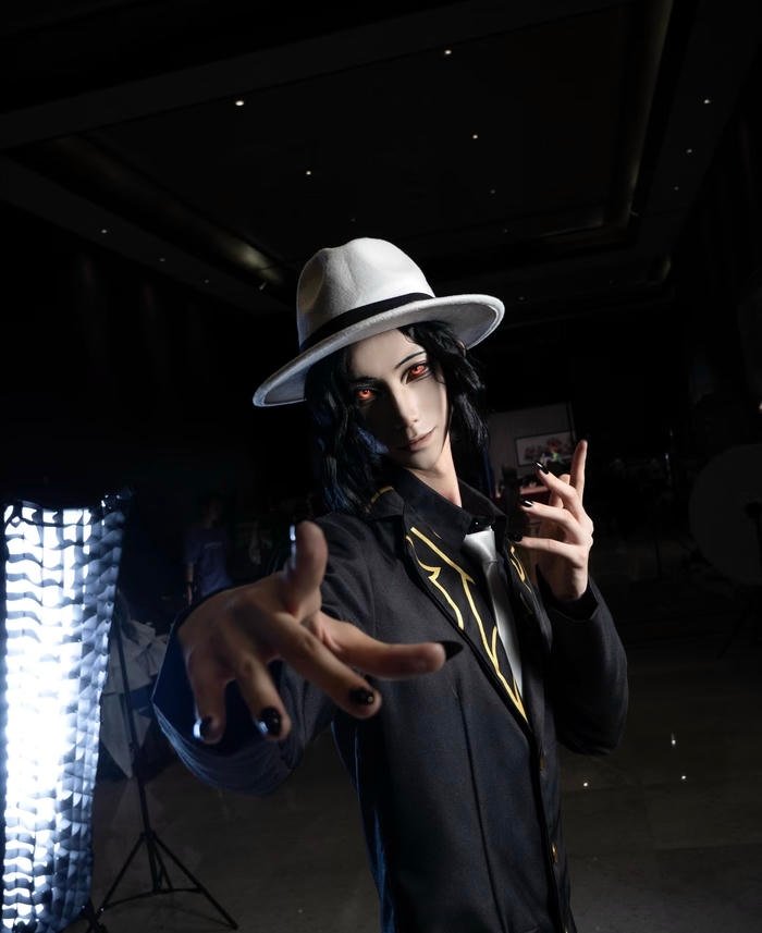 Hình cosplay kimetsu no yaiba tạo dấu ấn hung hãn