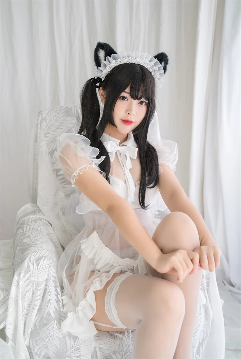Hình hentai cosplay quyến rũ bóng loáng