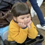 Ảnh avatar em bé hài gần gũi