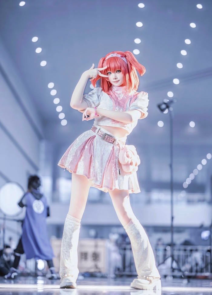 Ảnh cosplay cute nhân vật dễ thương với trang phục nổi bật
