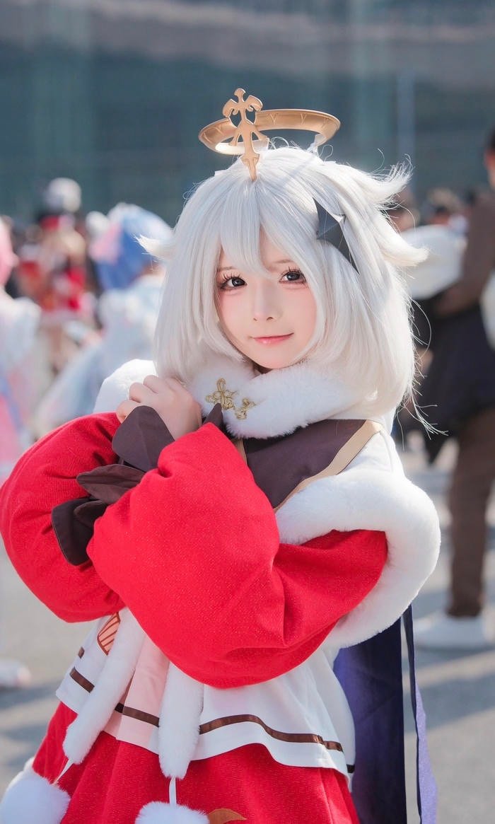 Ảnh cosplay cute sự hài hòa giữa trang phục và màu sắc