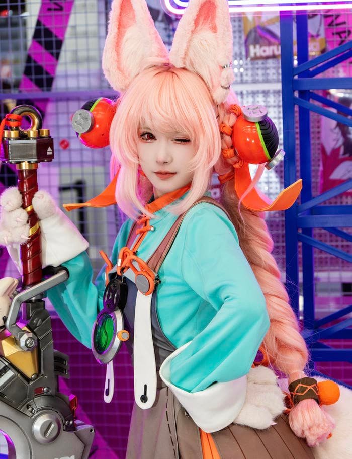 Ảnh cosplay cute tạo hình nhân vật biểu cảm dễ thương