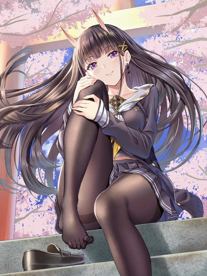 Ảnh nhân vật anime nữ tóc nâu dài váy đen ngồi