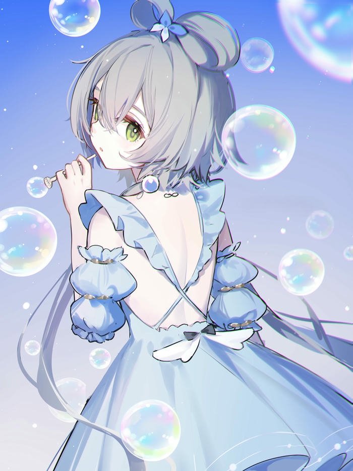 Ảnh nhân vật anime nữ tóc xám bạc có bong bóng