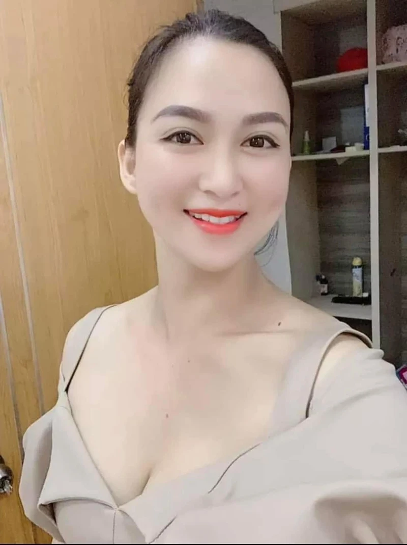 Ảnh sex máy bay bà già hoang dã mãnh liệt