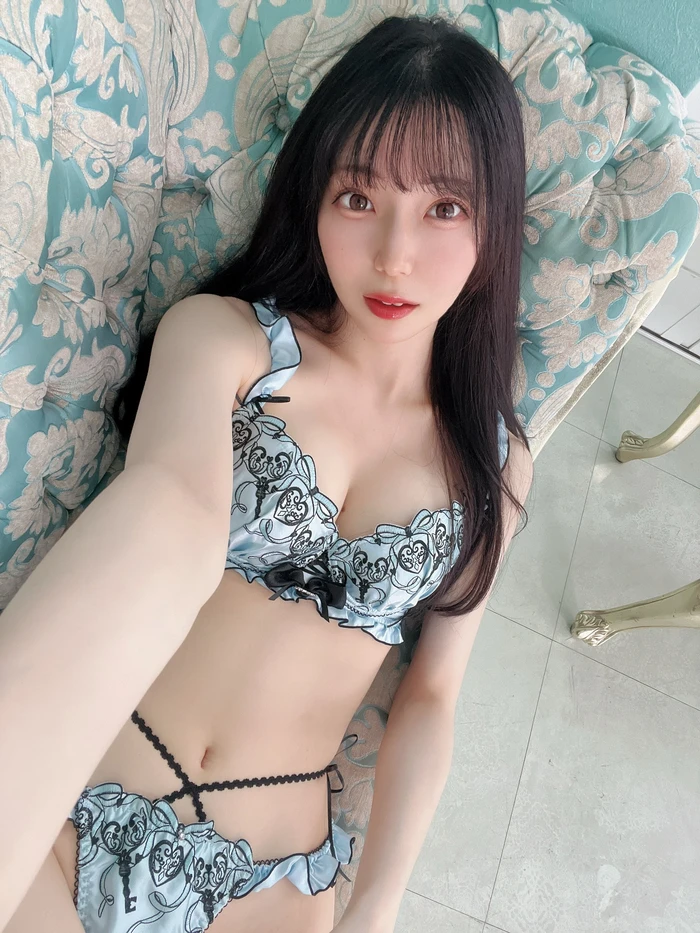 Ảnh tự chụp sexy đít mông gái đẹp 18