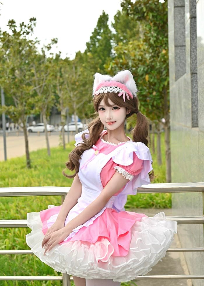 Bức ảnh cosplay cute mang đến hình ảnh nhẹ nhàng nữ tính