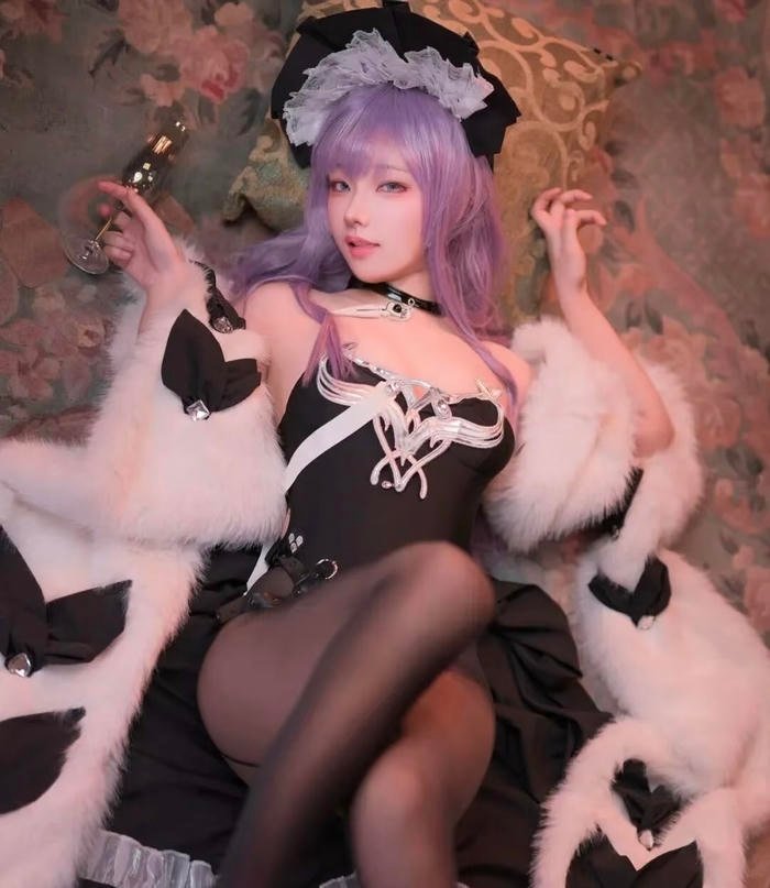 Bức ảnh sexy anime cosplay mang đến cảm giác quyến rũ nhẹ