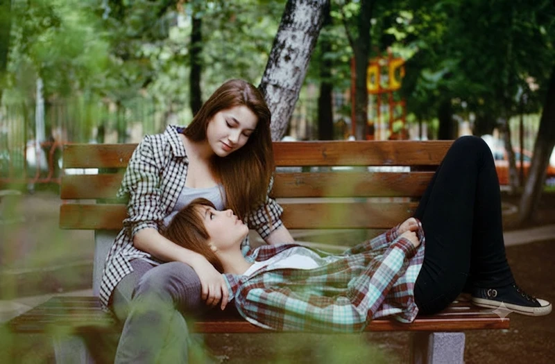 Cặp gái xinh sex les không che siêu phẩm