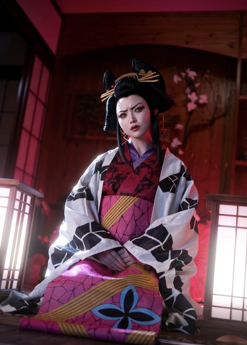 Cosplay Daki cùng kimono nhiều màu và dải obi dài