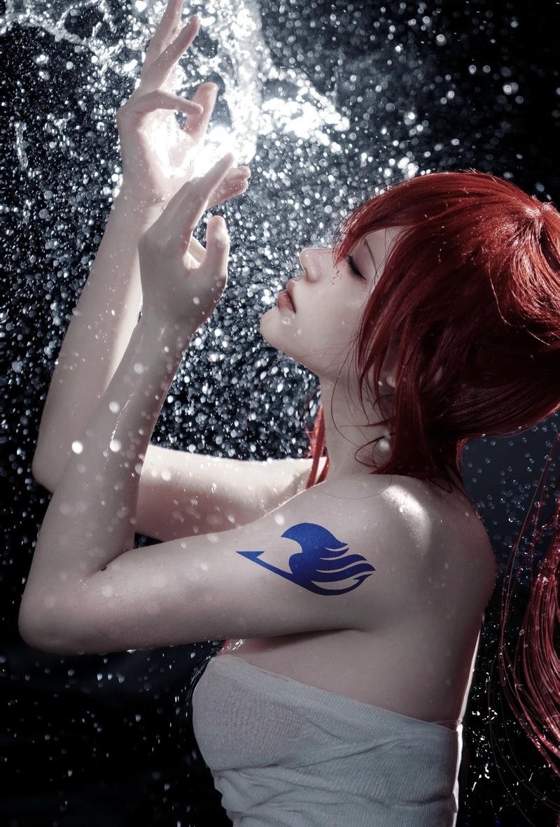 Cosplay Erza với gương mặt nghiêm nghị đầy khí chất