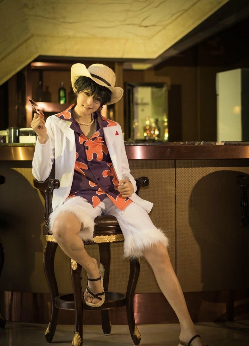 Cosplay One Piece tái hiện hình tượng trong truyện tranh