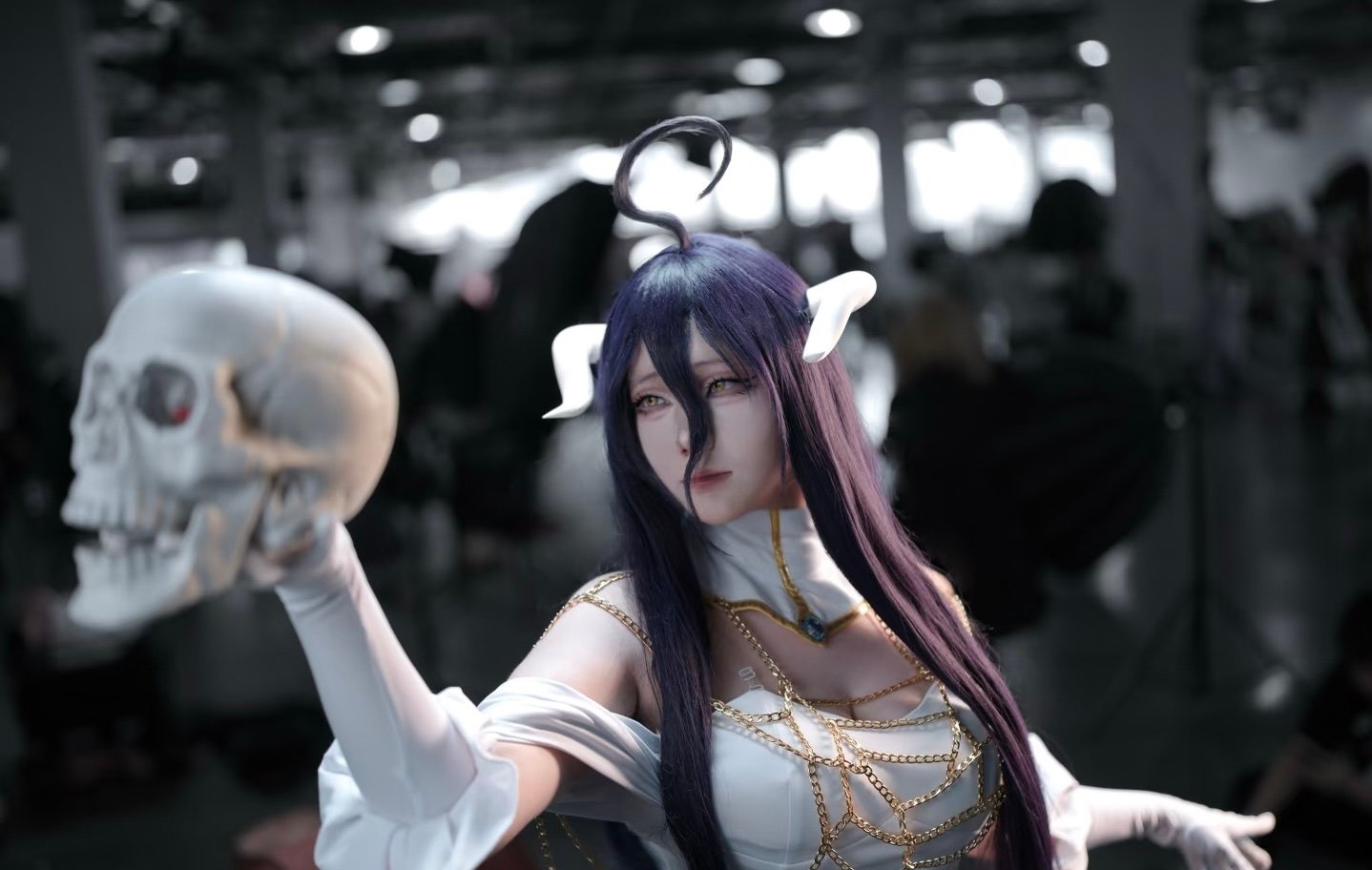 Cosplay albedo thumbnail