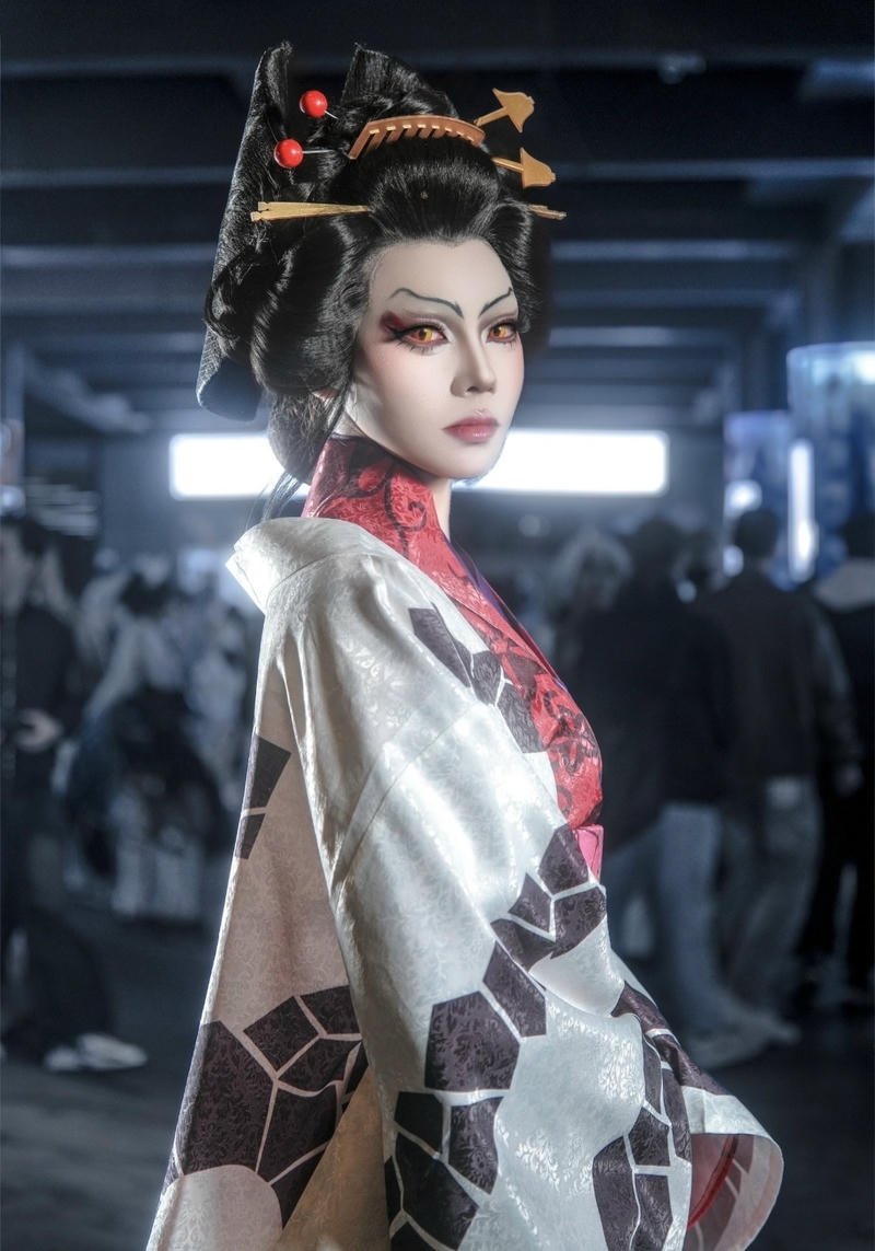 Daki cosplay tái hiện nữ quỷ thượng huyền nổi tiếng