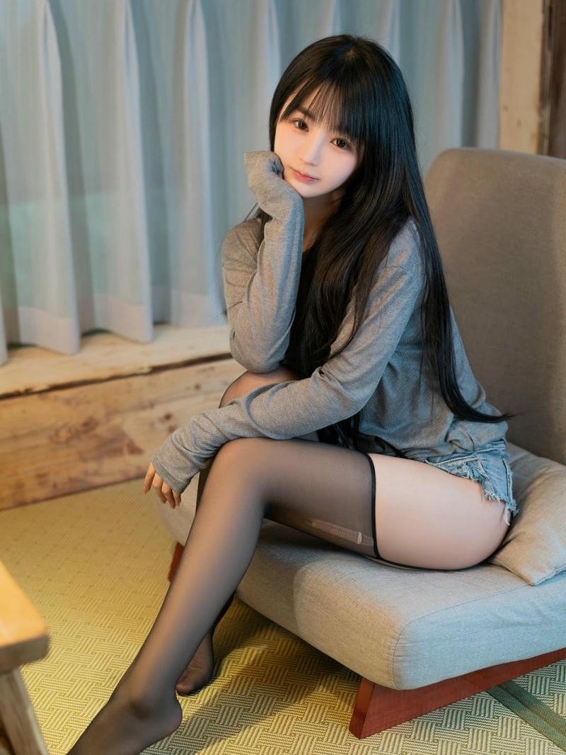 Gái xinh việt nam bối cảnh phố xá quen