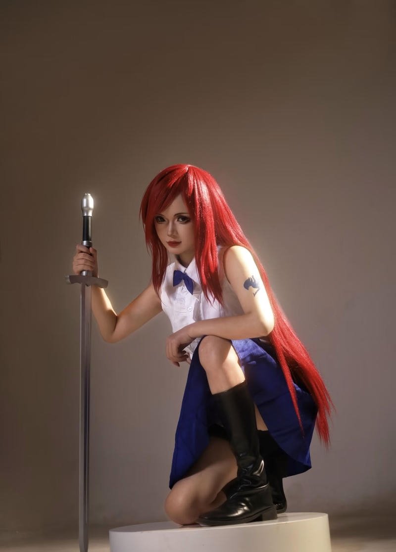 Gương mặt cá tính của Erza Scarlet cosplay