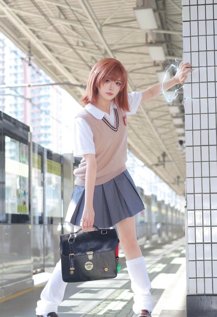 Hình ảnh cosplay anime nữ tạo hình ngọt ngào với phụ kiện
