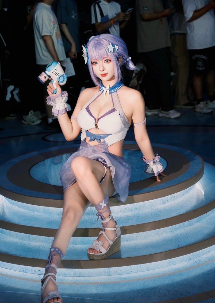 Hình ảnh sexy anime cosplay mang lại cảm giác gợi cảm chừng mực