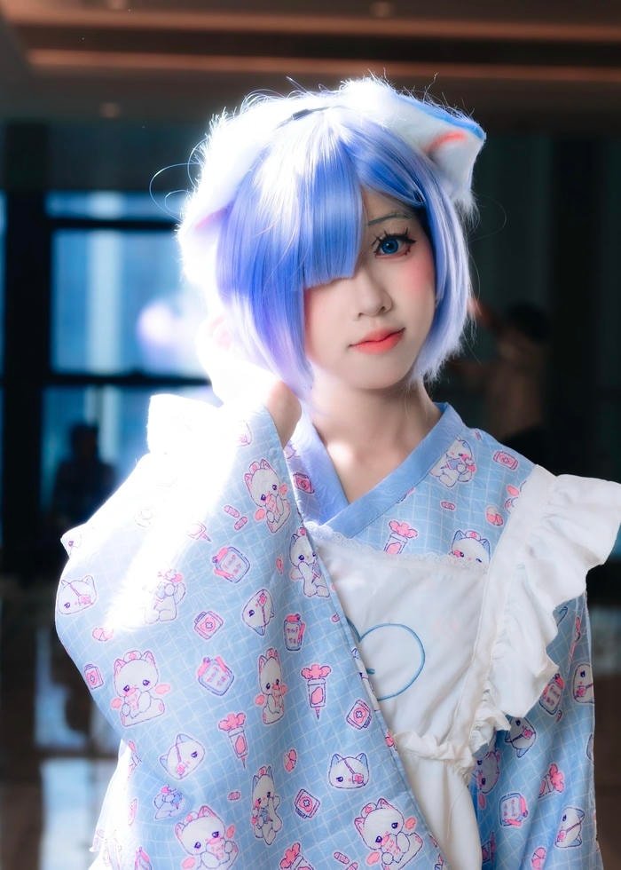 Hình gái xinh cosplay thể hiện hình ảnh cosplay quen thuộc