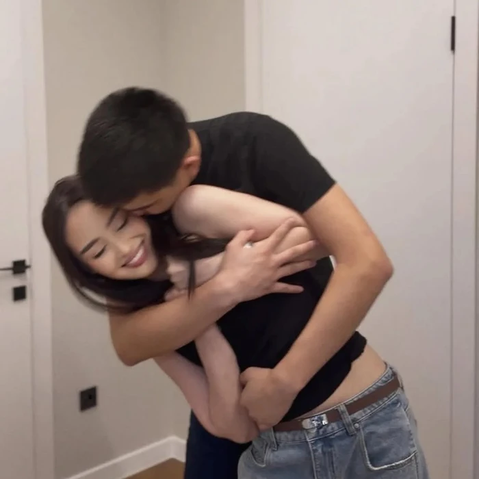 Hình quan hệ tình dục cuốn hút của người mẫu sexy