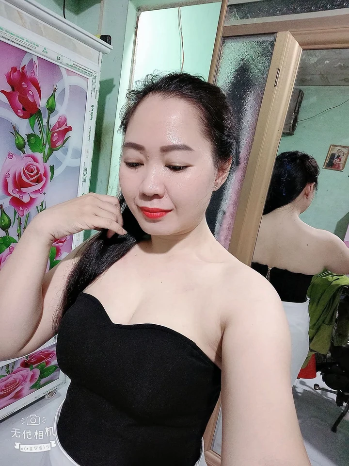 Hình sex MBBG đầy đặn căng mọng nóng bỏng