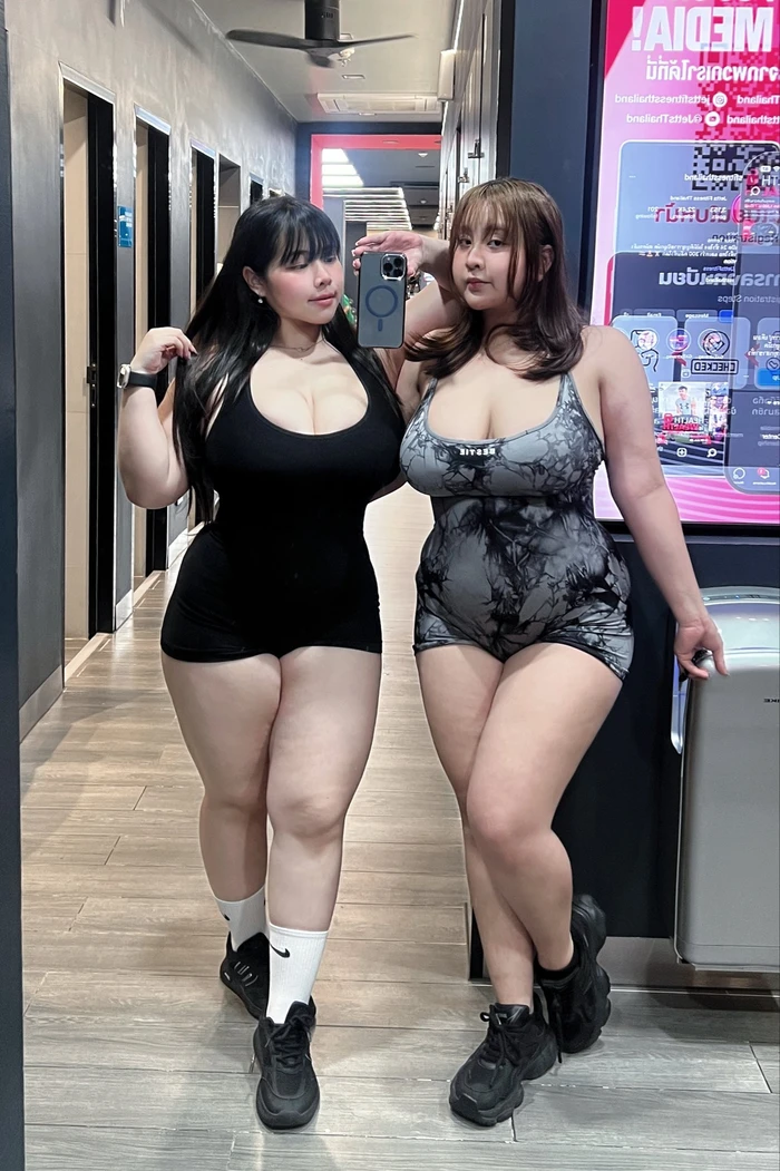 Hot girl teen chubby ngực to