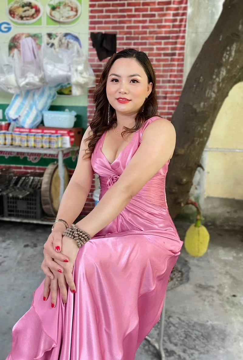 Máy bay bà già hình nude lôi cuốn đam mê