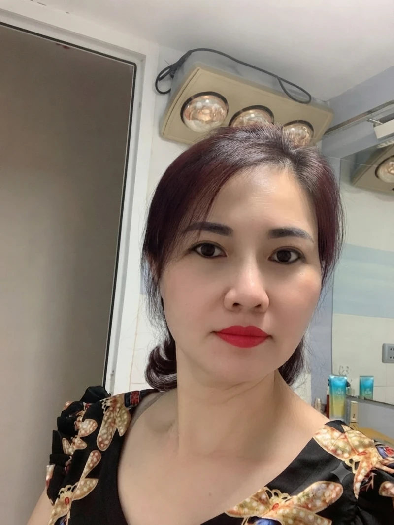 Máy bay bà già hình nude say mê táo bạo