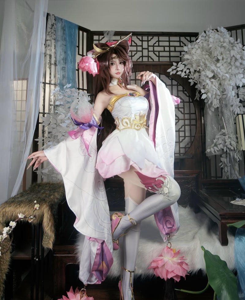 Ảnh cosplay Điêu Thuyền tạo hình mềm mại uyển chuyển