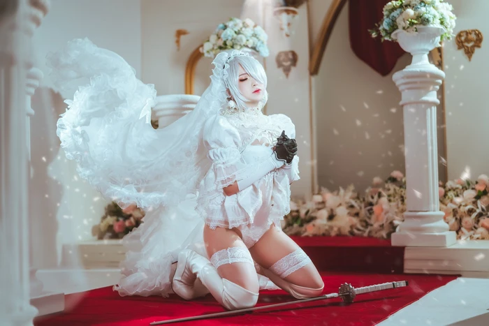 Ảnh sex cô dâu váy cưới gợi cảm quyến rũ