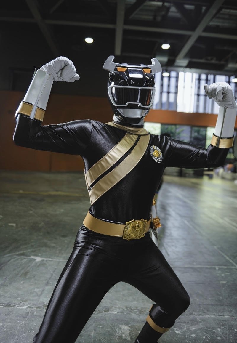 Bức ảnh cosplay siêu nhân với dáng đứng kiên định