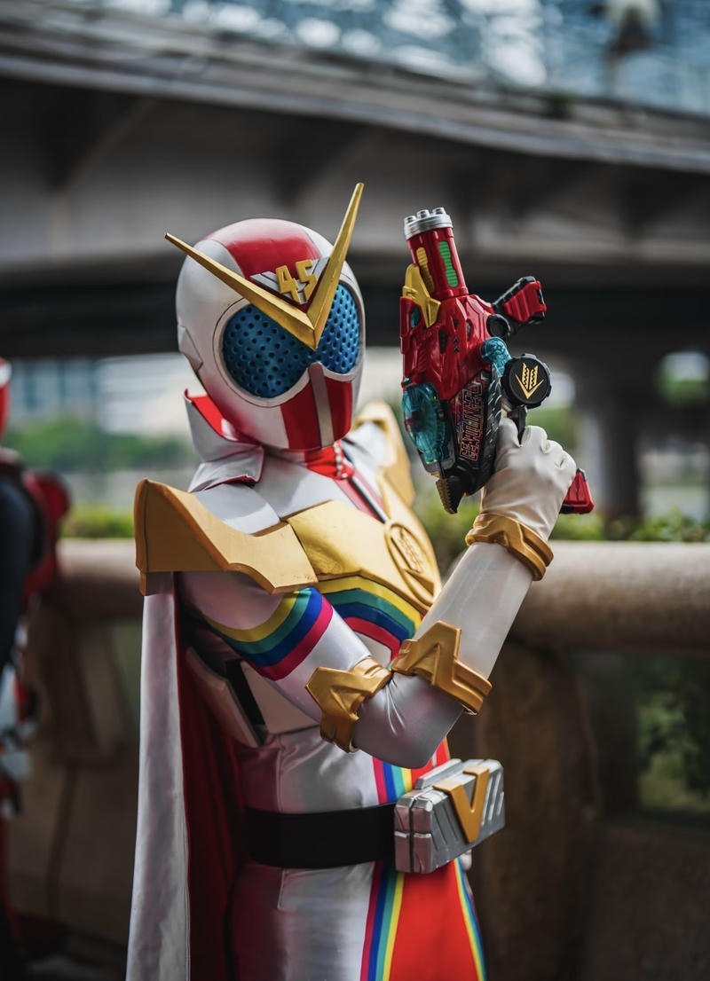 Bức ảnh cosplay siêu nhân với tư thế mạnh mẽ dứt khoát