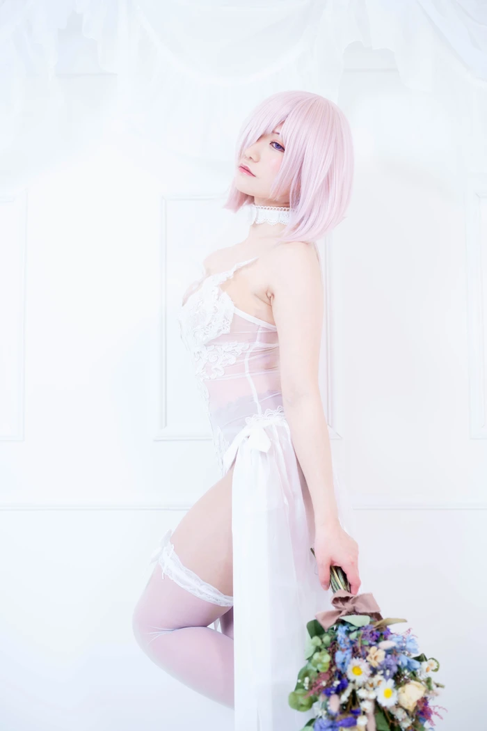 Cô dâu hot girl khoe đít sexy hấp dẫn