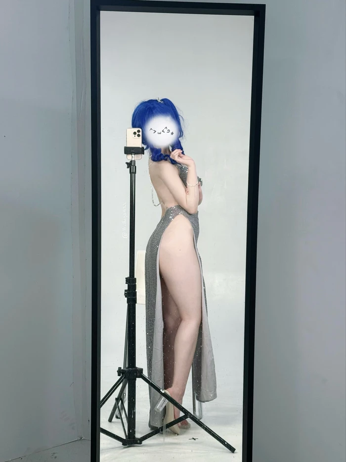 Gái teen sinh viên sexy hút hồn mọi người