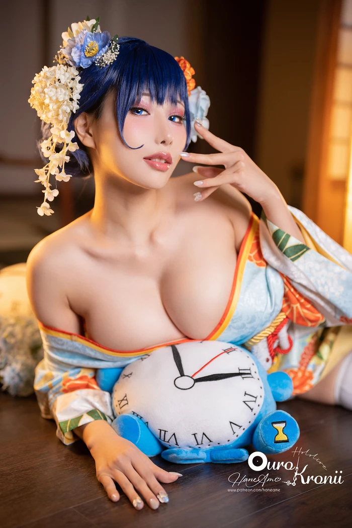 Gái xinh mặc kimono sexy khoe vòng 3 hấp dẫn