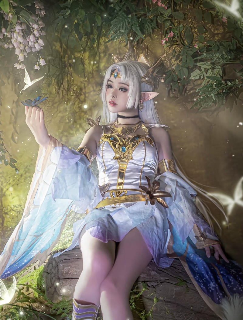Hình cosplay Điêu Thuyền mang vẻ uyển chuyển cổ phong