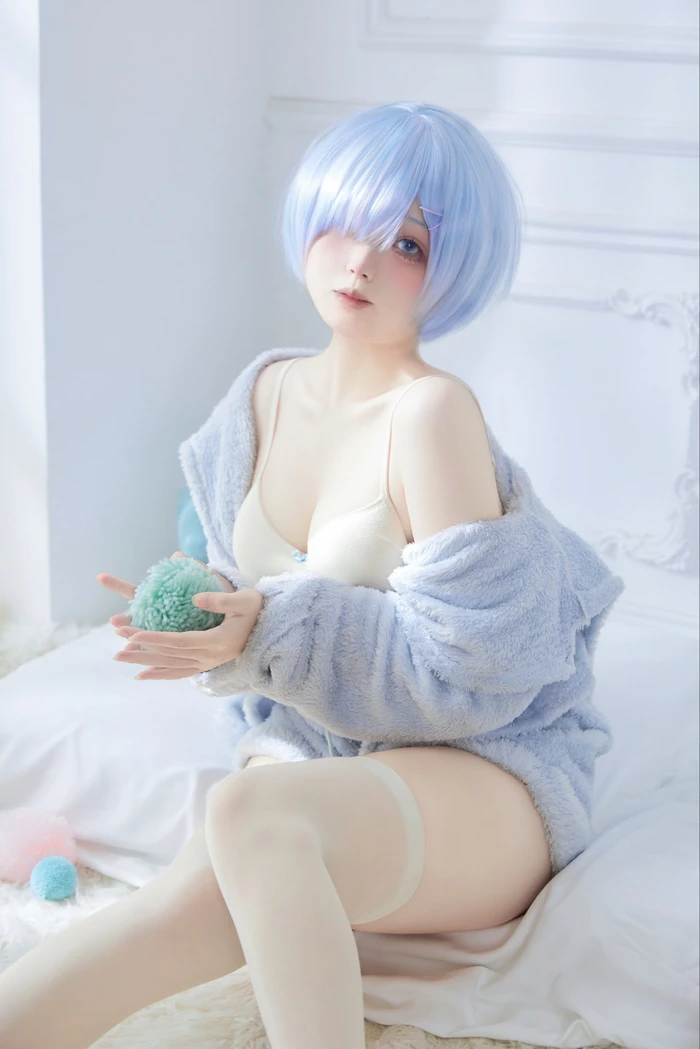 Hot girl Nhật Bản gợi tình đầy cuốn hút