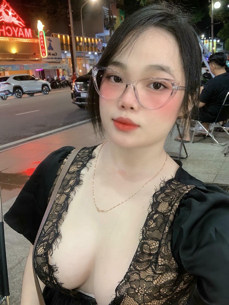 Nàng 9x xinh quyến rũ mãnh liệt