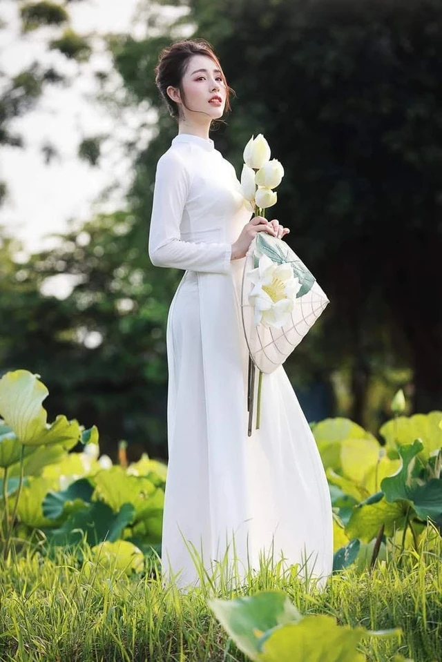Nóng bỏng mê hồn hình sex áo dài