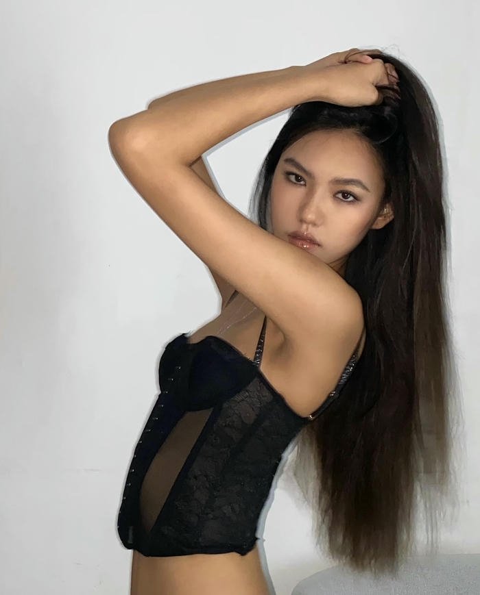 hình gái múp dáng người phúc hậu