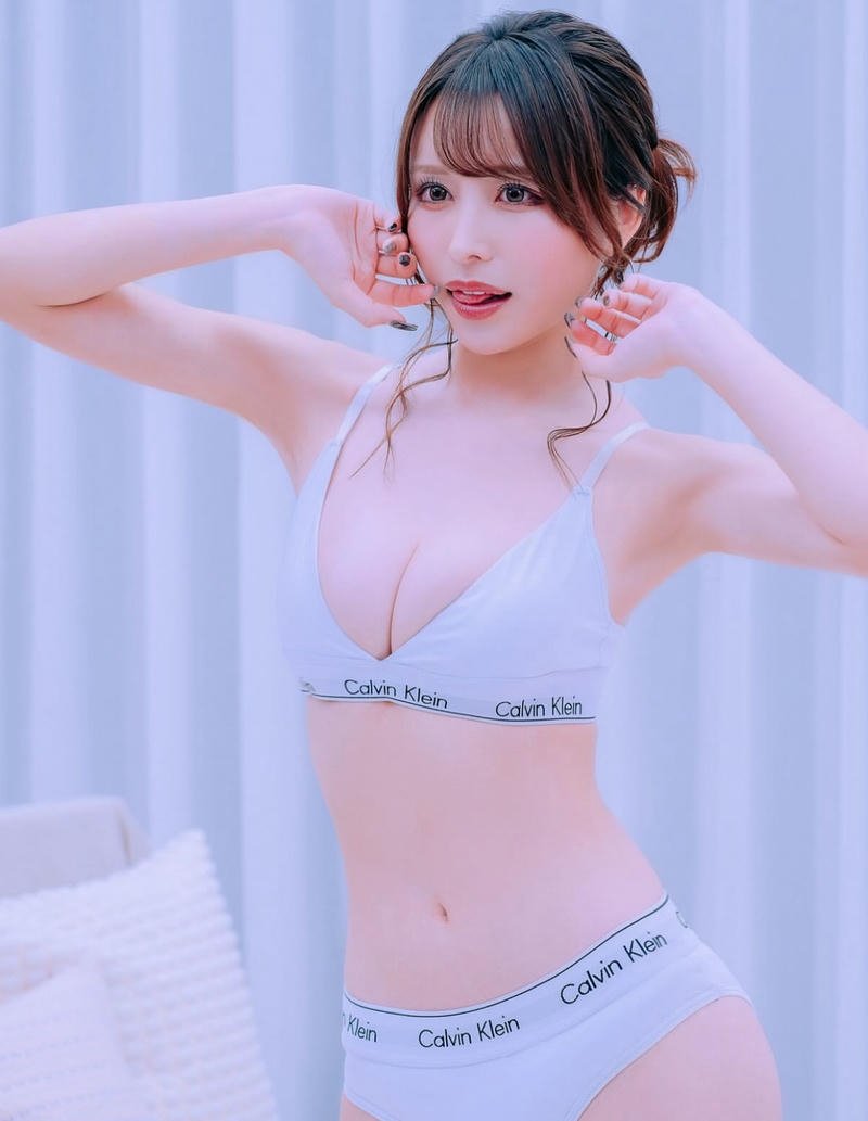 Ảnh Mayuki Ito bikini sexy xinh tươi