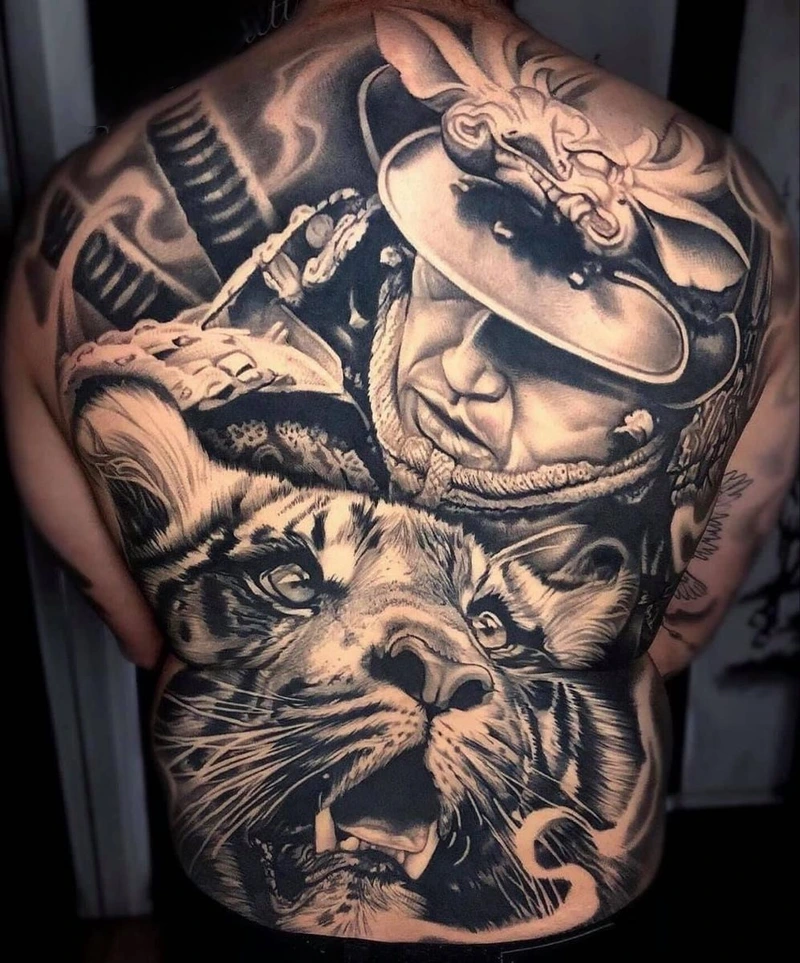 Ảnh Tattoo samurai full lưng nam cùng khí chất lạnh lùng mạnh