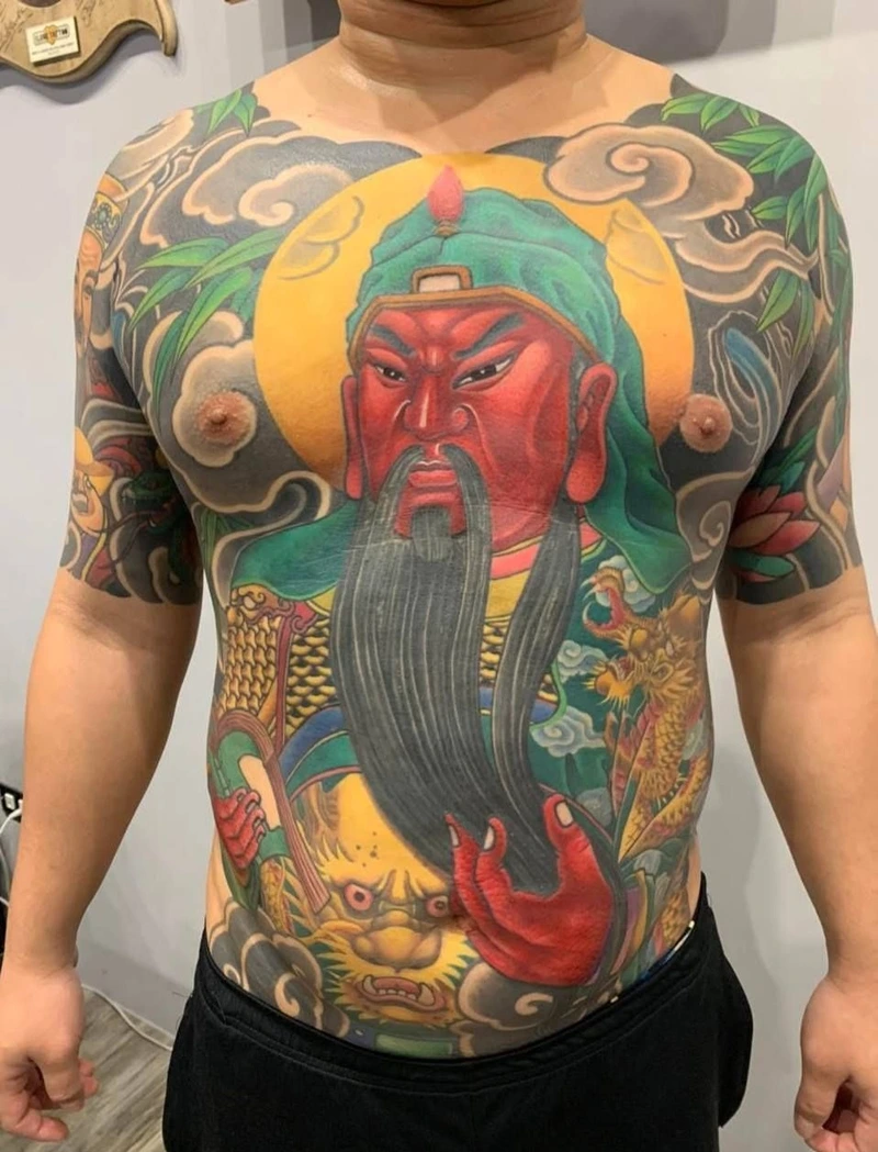 Ảnh hình xăm full bụng nam phong cách tribal kín bụng nổi bật