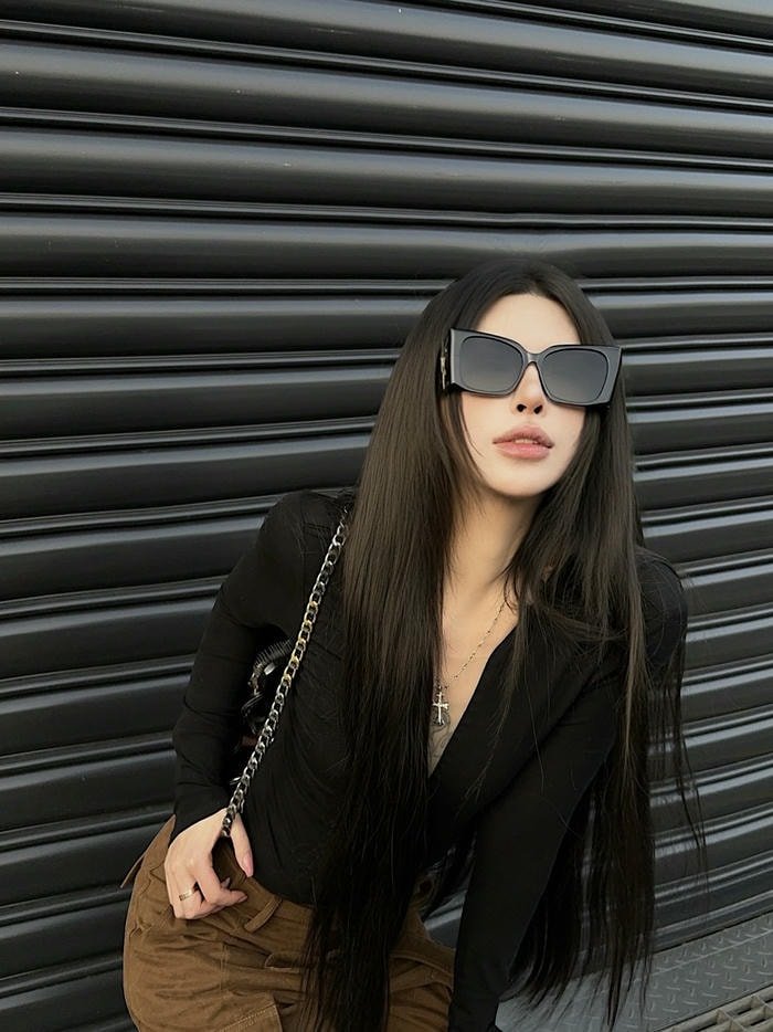 Bức hình mang phong cách street style cá tính