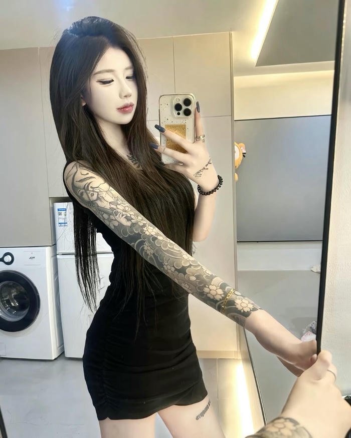 Bức hình thể hiện phong cách ảnh gái trung ngầu hiện đại