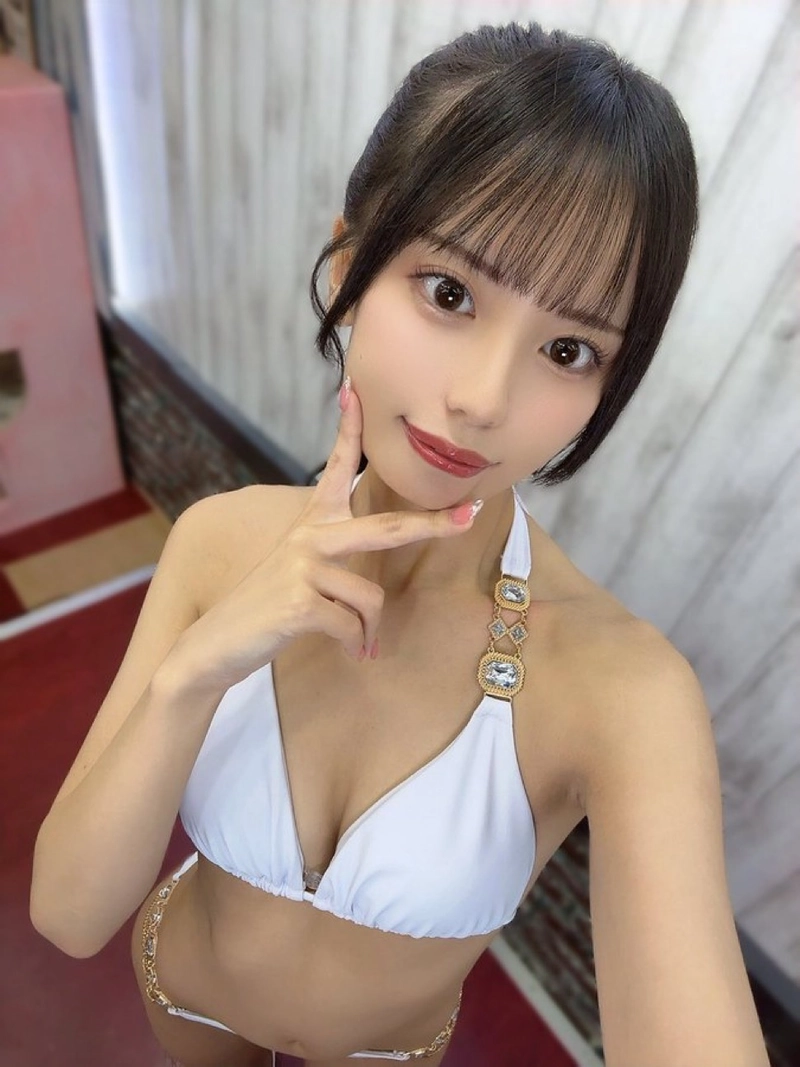 Gái nhật Airi Nagisa bikini sexy cực đẹp
