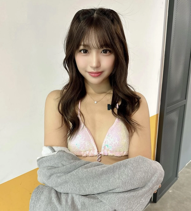 Gái xinh bikini himari kinoshita ngọt ngào