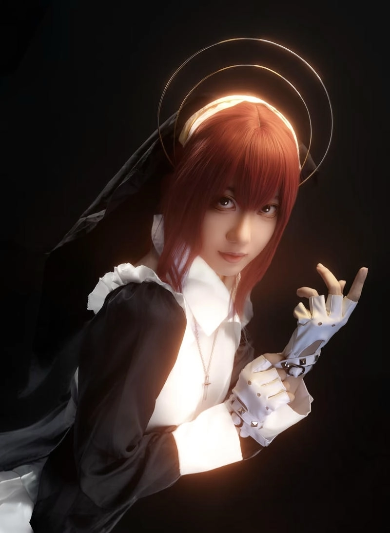 Góc chụp cận cảnh sắc sảo thể hiện Makima cosplay