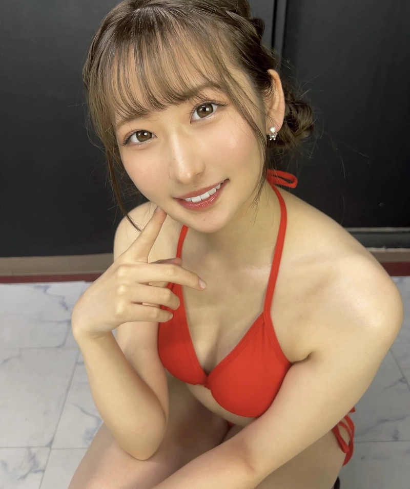 Hình Jun Suehiro bikini sexy cực cháy